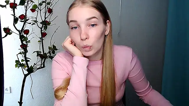 Queen ofLove online show from 04/02/26, 07:39