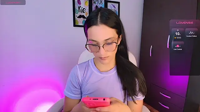 mariaan m  online show from 11/27/25, 10:45