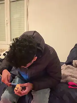 Ryan-hot online show from 02/22/25, 09:48