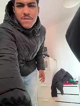 Ryan-hot online show from 03/17/25, 10:17