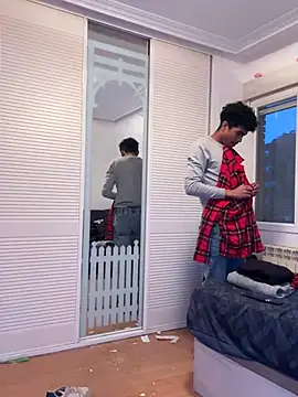 Ryan-hot online show from 03/21/25, 06:40