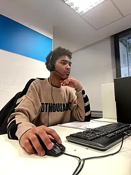 Ryan-hot online show from 01/09/26, 01:14