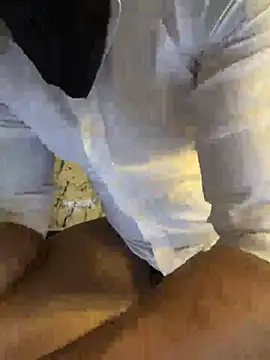 Snapshot of mikemacluffy chatting on 02/12/25, 06:19 mikemacluffy online show from 02/12/25, 06:19