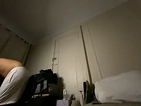 Snapshot of TacosSenpai chatting on 02/10/25, 04:08 TacosSenpai online show from 02/10/25, 04:08