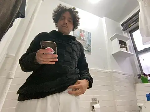 Snapshot of TacosSenpai chatting on 03/05/25, 09:04 TacosSenpai online show from 03/05/25, 09:04