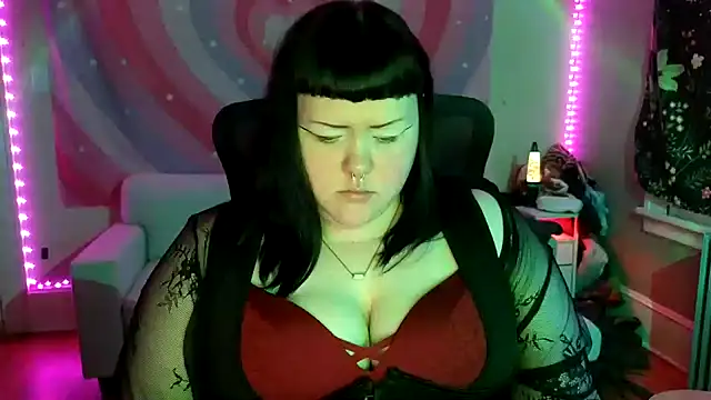 Flamefairy710 online show from 10/23/25, 10:52