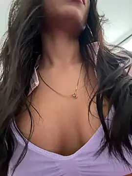 Lolitacooper online show from 04/05/26, 08:28