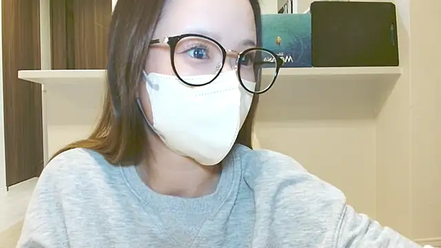  hina chan  online show from 10/15/25, 02:28