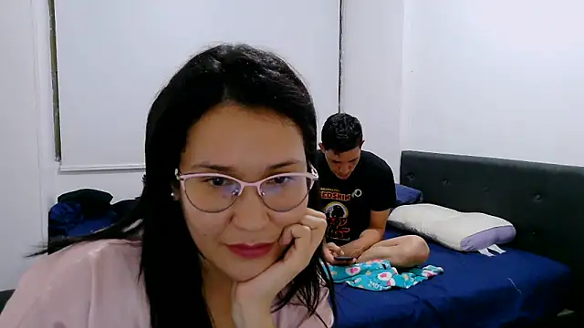 luxandracon23 online show from 10/01/25, 04:29