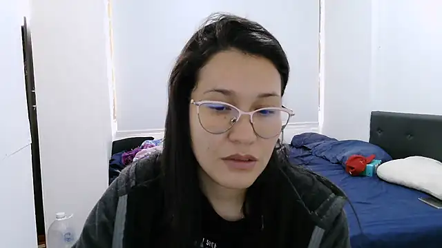 luxandracon23 online show from 10/01/25, 06:36