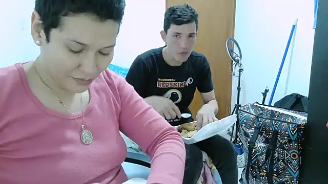 luxandracon23 online show from 01/31/26, 07:11