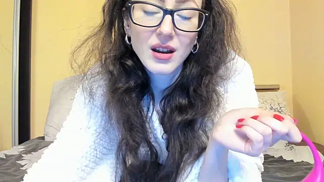 Baby Jewel online show from 12/02/25, 11:26