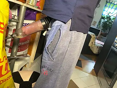 Snapshot of Gilgamesch1704 chatting on 12/07/24, 08:11 Gilgamesch1704 online show from 12/07/24, 08:11