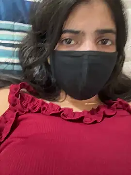 Lunaxx001 online show from 04/03/26, 05:44