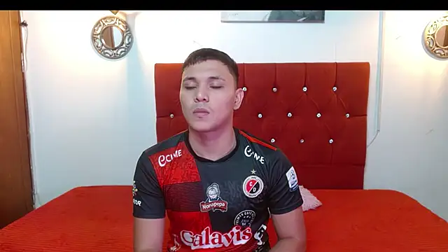 couple lovelyds online show from 03/12/25, 06:44