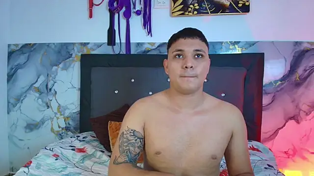 couple lovelyds online show from 04/14/26, 08:59