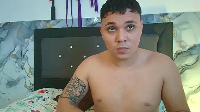 couple lovelyds online show from 04/17/26, 09:18