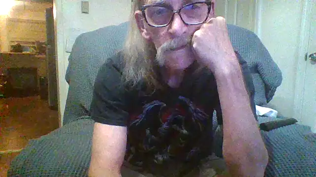 friendlychat1 online show from 10/19/25, 12:33