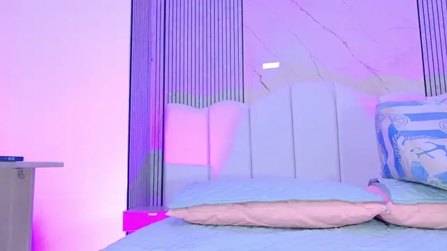 Sofia martiin online show from 04/15/26, 03:13