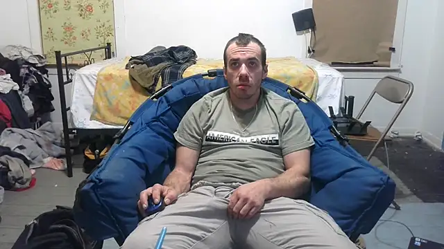 ScubaStevex online show from 02/18/25, 06:48