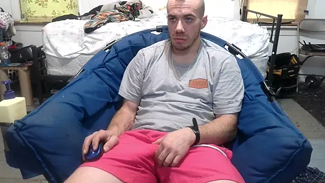 ScubaStevex online show from 02/24/25, 09:52