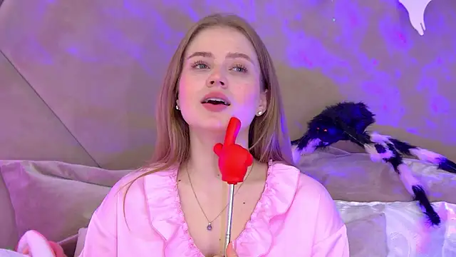 SelinSwarovski online show from 10/23/25, 06:06