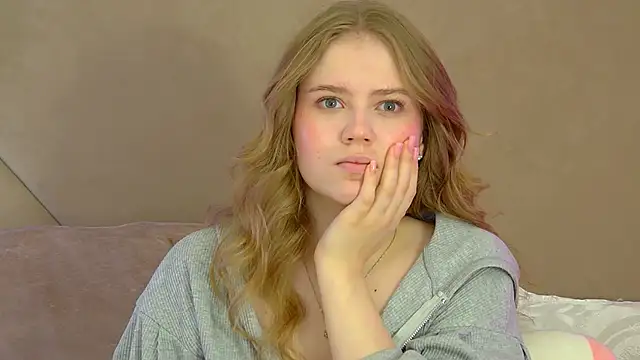 SelinSwarovski online show from 11/03/25, 04:08