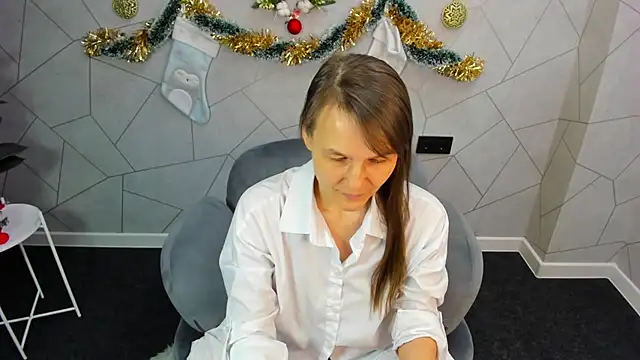 Lillian White online show from 01/10/25, 09:13