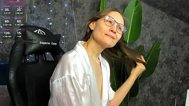 Lillian White online show from 01/06/26, 12:47