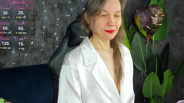 Lillian White online show from 02/19/26, 01:01