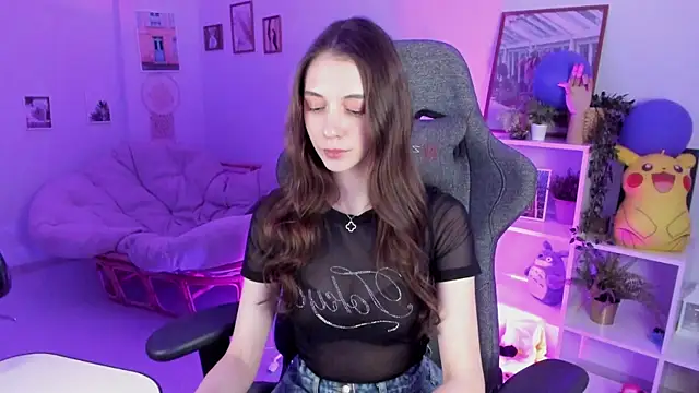 AveAngela online show from 02/05/25, 08:25