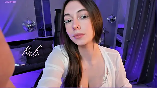 AveAngela online show from 12/19/25, 02:29