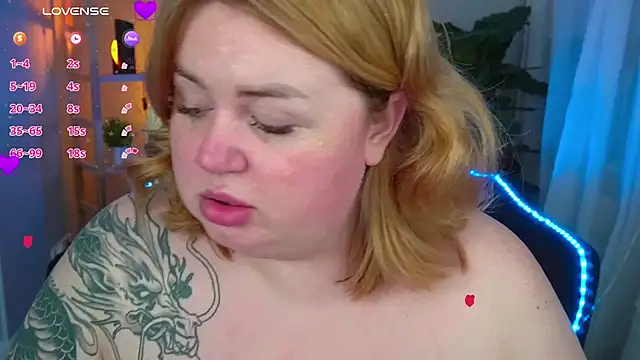 ZaraReignn online show from 02/12/25, 03:51