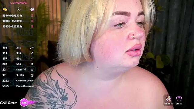 ZaraReignn online show from 10/05/25, 07:23