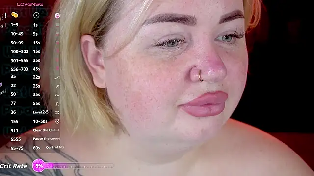 ZaraReignn online show from 11/25/25, 07:08