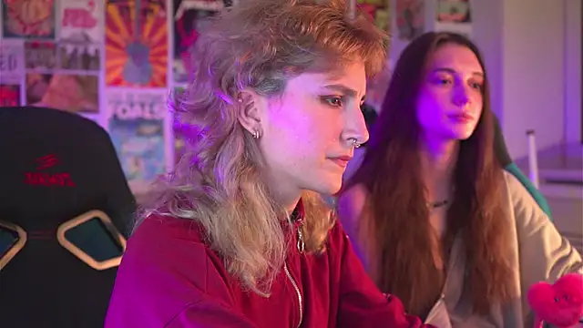 LuxRayi online show from 01/02/25, 06:12