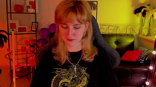 LuxRayi online show from 01/06/25, 06:10