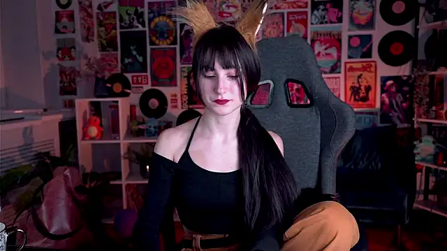 LuxRayi online show from 02/01/25, 06:08