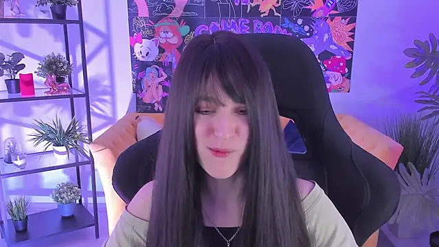 LuxRayi online show from 02/05/25, 06:04