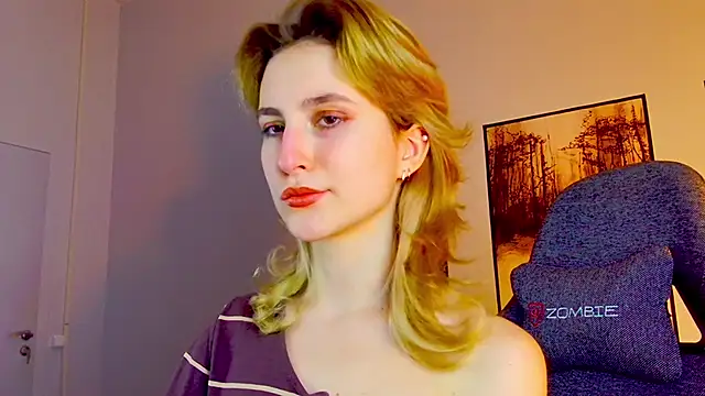 LuxRayi online show from 02/26/25, 06:00