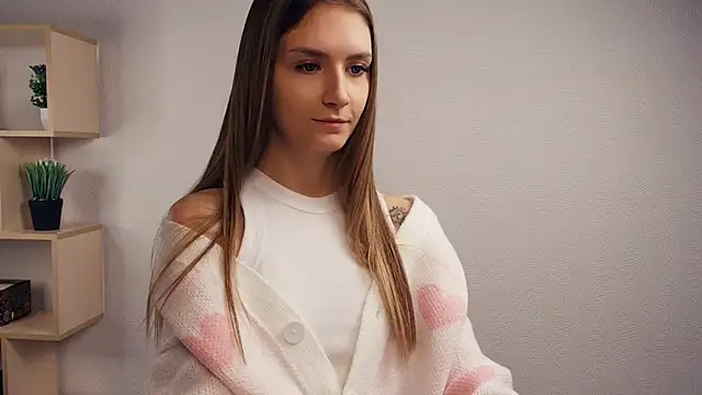 MayBennett online show from 12/10/24, 04:17