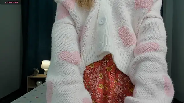 MayBennett online show from 12/30/24, 06:16