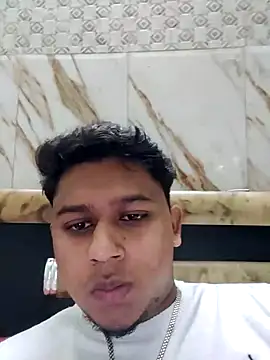 Snapshot of sailord chatting on 01/21/25, 05:41 sailord online show from 01/21/25, 05:41