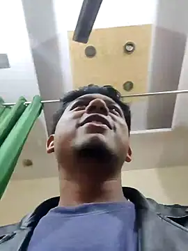 Snapshot of sailord chatting on 02/05/25, 04:14 sailord online show from 02/05/25, 04:14