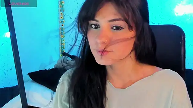 Snapshot of elissa_iris chatting on 06/16/26, 01:08 elissa iris online show from 06/16/26, 01:08