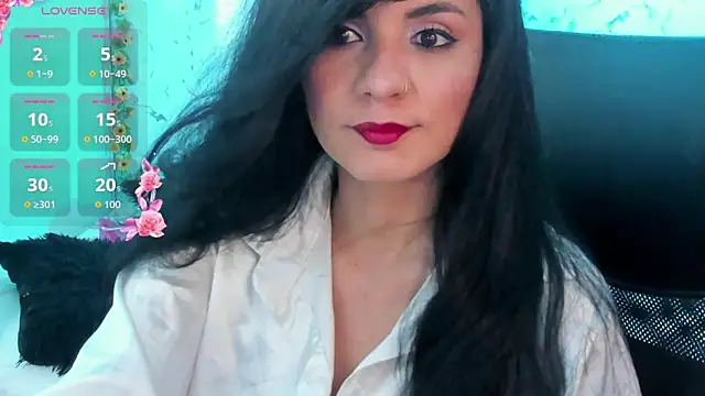 Snapshot of elissa_iris chatting on 06/19/26, 02:16 elissa iris online show from 06/19/26, 02:16