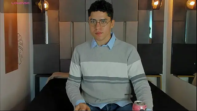 LiamNovak online show from 01/12/26, 04:23