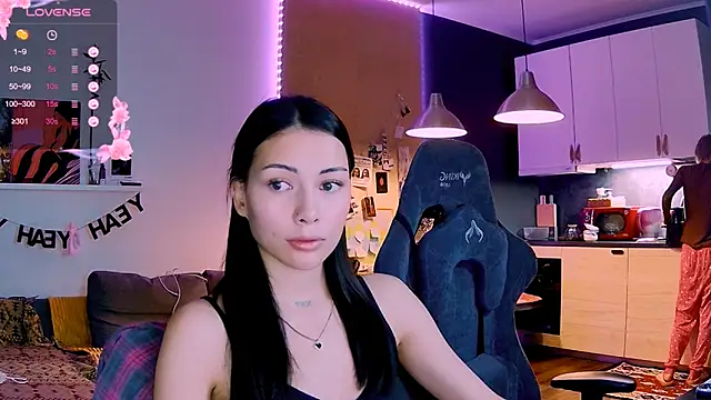 KatiKate online show from 11/22/25, 01:43