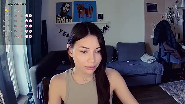 KatiKate online show from 04/12/26, 03:17