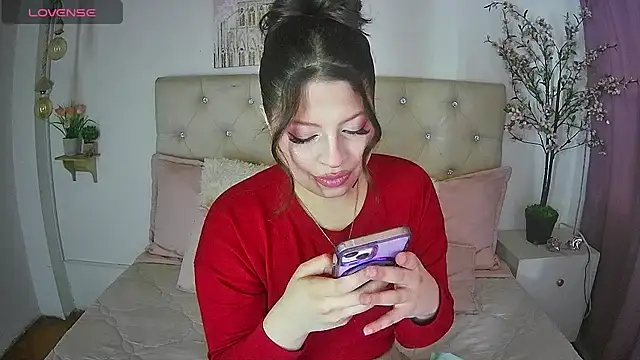 ShyVibes  online show from 12/14/25, 08:57